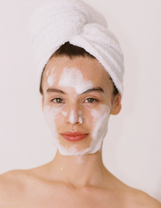 BENTON Honest Cleansing Foam 150g